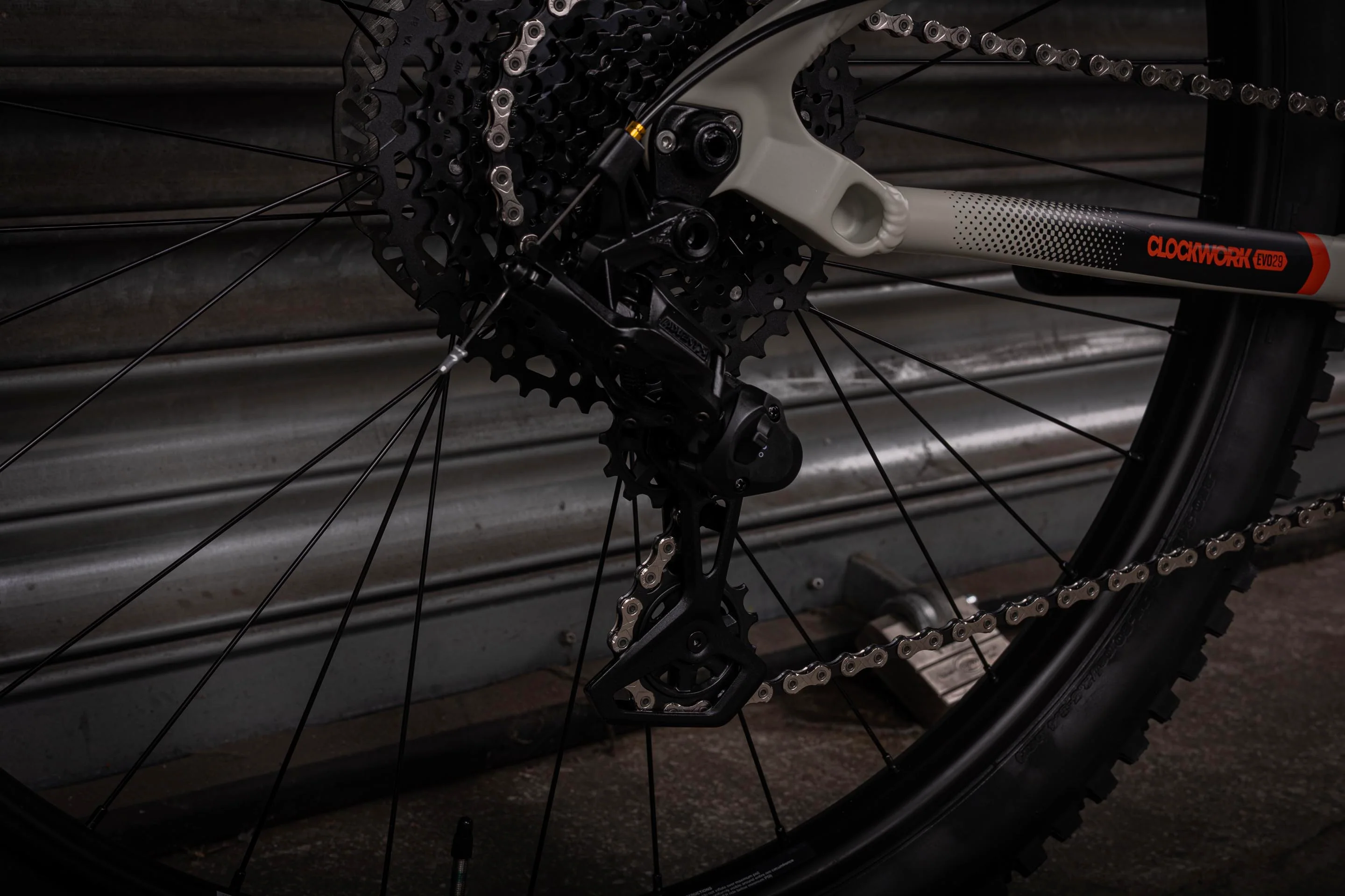 Clockwork EVO 29 COMP - Image 4