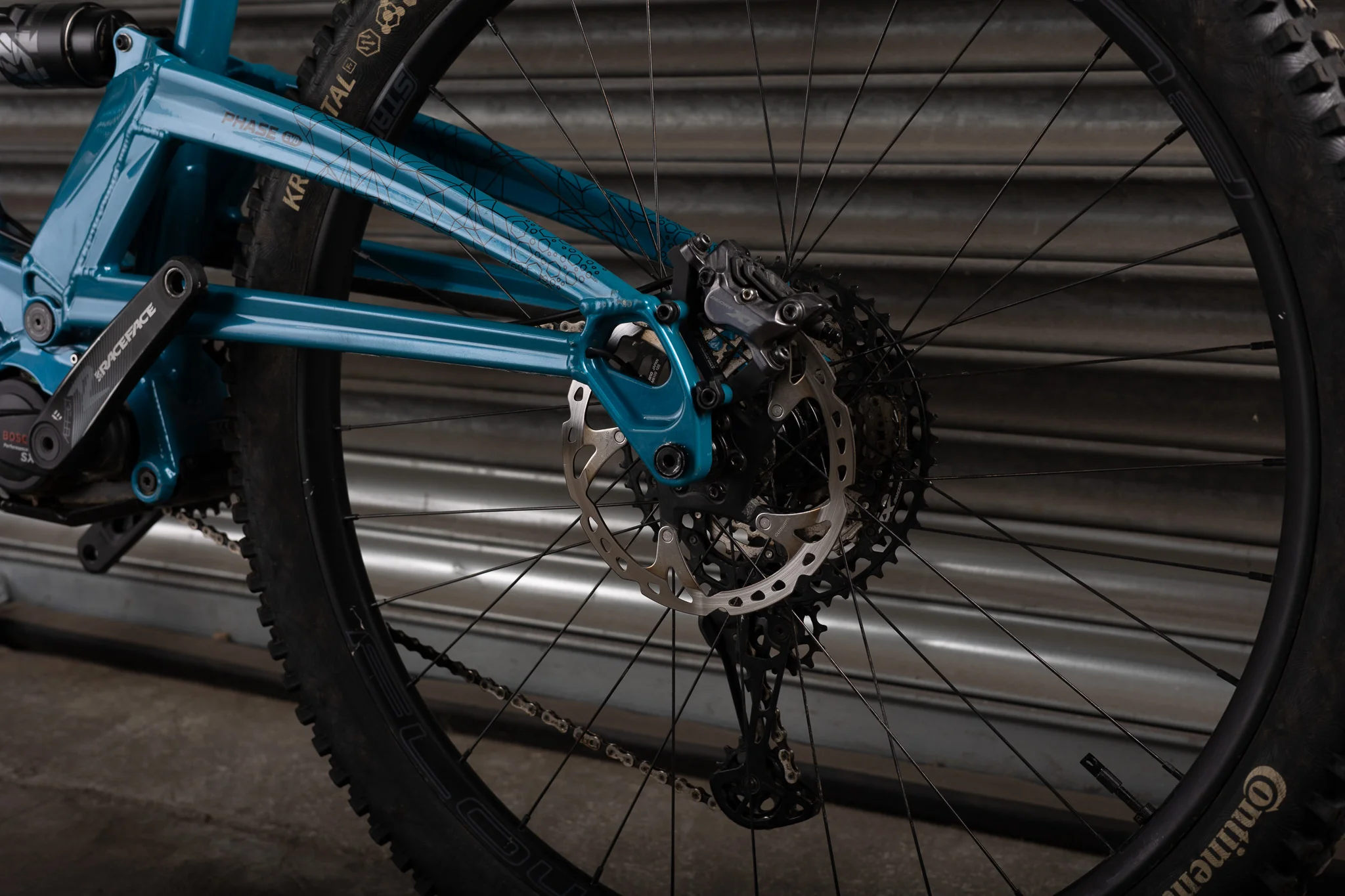 Ex-Demo 2025 Phase Evo 29 Factory, Large, Yorkshire Teal - Image 13